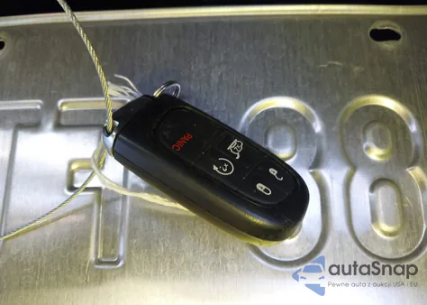 2020 Jeep Cherokee Limited Fwd z USA, uszkodzony, nr VIN 1C4PJLDB4LD614622